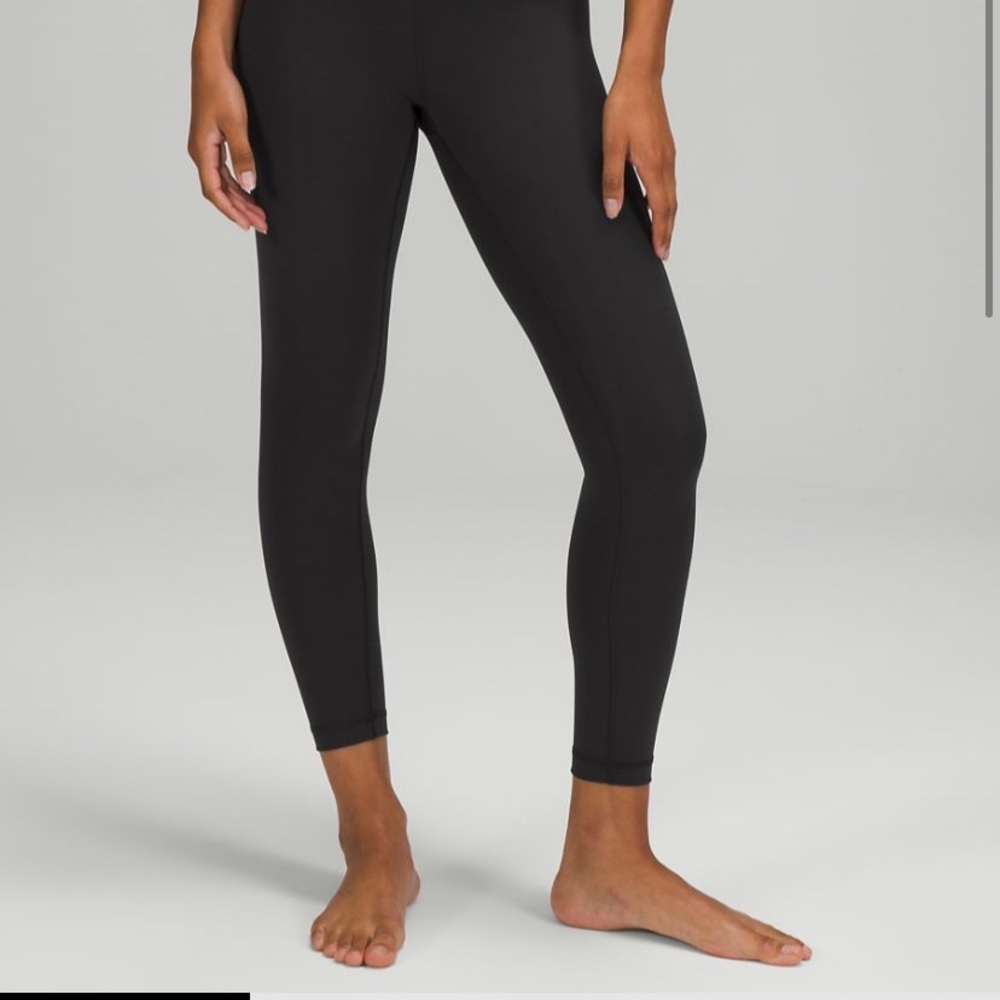 Lululemon Wunder Under leggings 25”